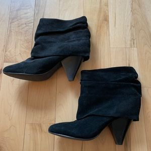 Steve Madden black scrunch booties